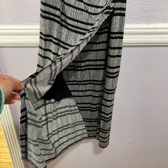 Loft dress - Picture 4 of 4